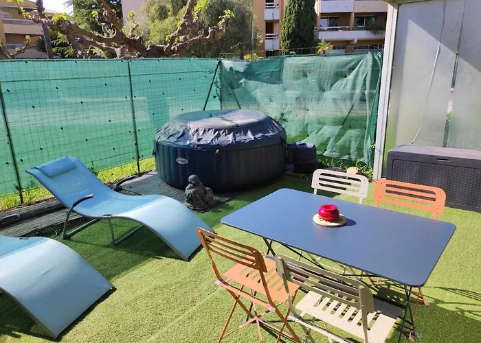 Apartman L'ecrin Bleu - Cocooning Au Lavandou - 800m De La *